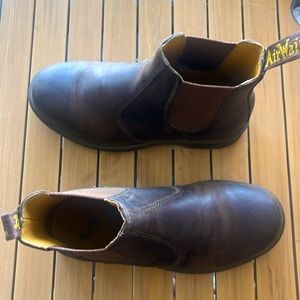 Dr Martens Crazy Horse Chelsea Boots Brown